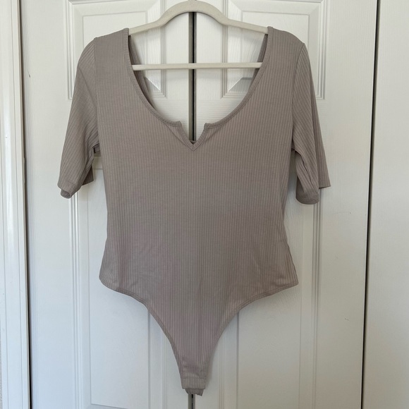 H&M Tops - H&M Ribbed Body Suit